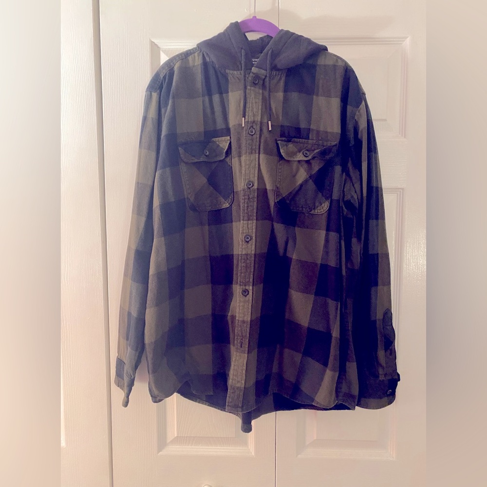 🖤💚No Boundaries Womens Black and Green Plaid Flannel with Hood💚🖤